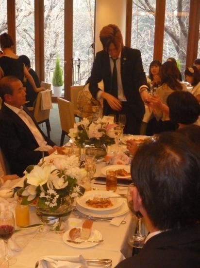 結婚披露宴にて