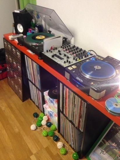 新ネタの曲探しはレコードで、