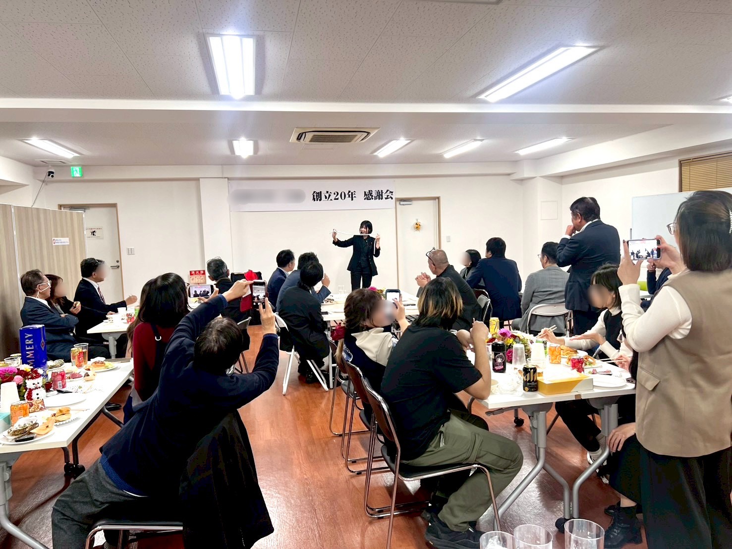 東京都 立川市にマジシャン miharuさんを派遣しました。