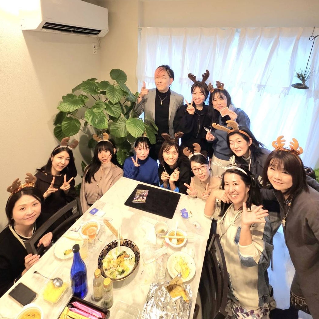 埼玉県鶴瀬市にマジシャン巳碧(ミタマ)さんを派遣しました。